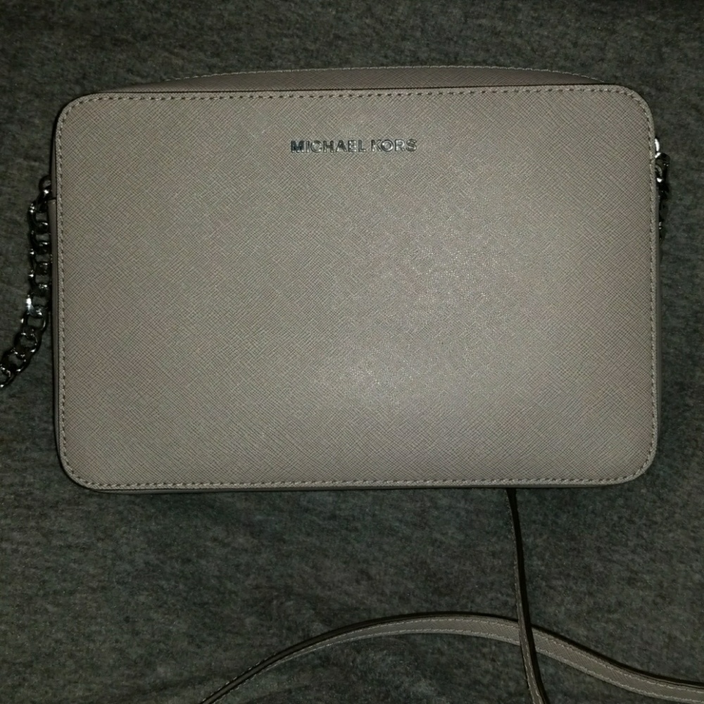 Michael Kors gray shoulderbag